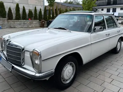 Brugt Mercedes 200 95 HK (69 kW) 1975 Hvid Sedan