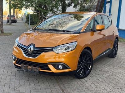 Gebraucht Renault Scénic IV Intens 132 PS (97 kW) 2017 Gelb honey Van / Kleinbus