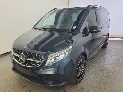Gebraucht Mercedes V300 AMG 239 PS (175 kW) 2020 Blau Van / Kleinbus