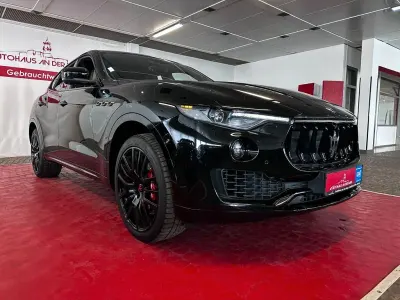 Gebraucht Maserati Levante 430 PS (316 kW) 2018 Schwarz SUV