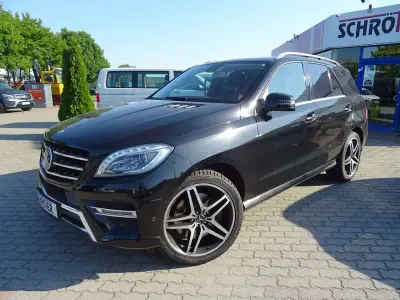 Gebraucht Mercedes ML500 408 PS (300 kW) 2013 Obsidian black  metallic pain SUV