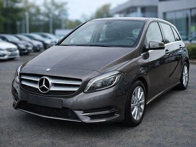 Gebraucht Mercedes B220 170 PS (125 kW) 2013 Grau metallic Van / Kleinbus