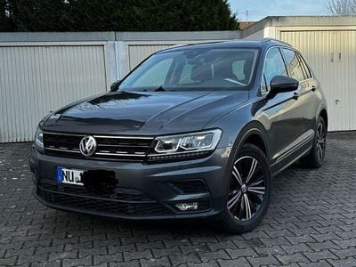 Gebraucht VW Tiguan Sound 150 PS (110 kW) 2018 Grau SUV