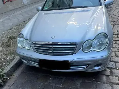 Gebraucht Mercedes C180 Classic 143 PS (105 kW) 2006 Silber Limousine