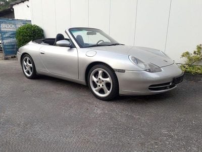 Gebraucht Porsche 996 300 PS (220 kW) 1999 Silber metallic Cabrio