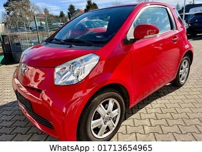 Gebraucht Toyota iQ 68 PS (50 kW) 2009 Rot Kleinwagen