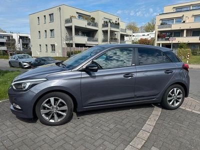 Second-hand Hyundai i20 Passion 84 CP (61 kW) 2018 Gri Hatchback