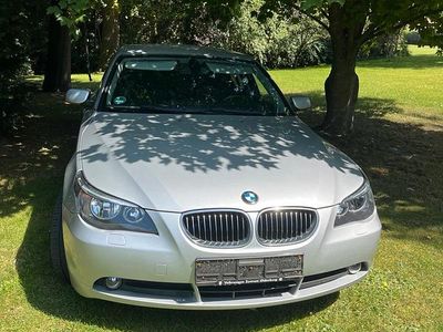 BMW 523