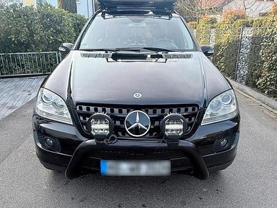 Gebraucht Mercedes ML320 220 PS (161 kW) 2005 Schwarz SUV