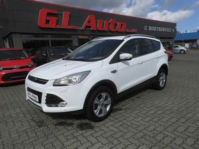 Weiß Gebraucht 2017 Ford Kuga SUV | 11.790 € (Guter Preis)