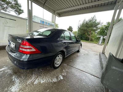 Mercedes C220
