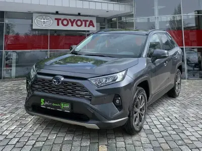 Używany Toyota RAV4 Hybrid Team 222 KM (163 kW) 2025 Szary SUV