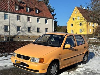 Second-hand VW Polo 45 CP (33 kW) 1994 Portocaliu Hatchback