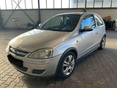 Gebraucht Opel Corsa Edition 80 PS (58 kW) 2005 Silber Kleinwagen