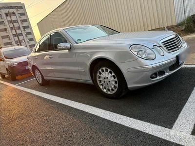 Mercedes E350