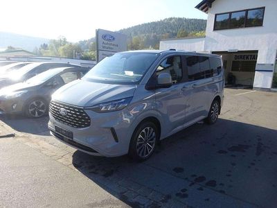 Second-hand Ford Tourneo Titanium 150 CP (110 kW) 2025 Gri Monovolum
