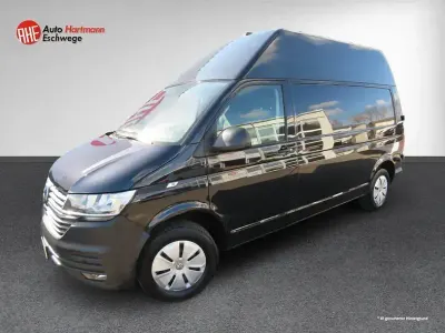 Gebraucht VW T6.1 150 PS (110 kW) 2022 Deep black perleffek Van