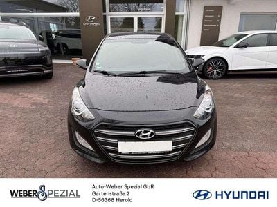 Phantom black Gebraucht 2016 Hyundai i30 Limousine | 13.490 € (Teuer)