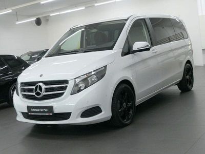 Mercedes V220