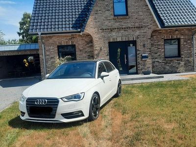 Weiß Gebraucht 2013 Audi A3 Limousine | 13.499 € (Teuer)
