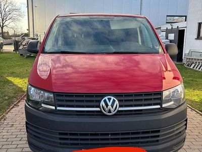 Usata VW Transporter 84 CV (61 kW) 2016 Rosso Furgone