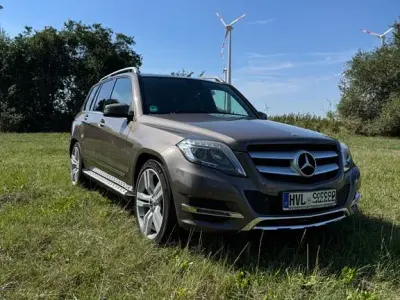 Gebraucht Mercedes GLK250 204 PS (150 kW) 2013 Braun SUV