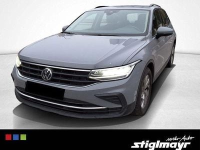 Mondsteingrau Gebraucht 2021 VW Tiguan Life SUV | 26.570 € (Fairer Preis)