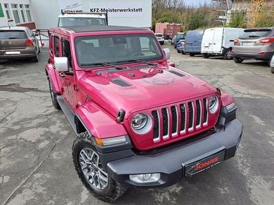 Usado Jeep Wrangler Unlimited Sahara 272 HP (200 kW) 2022 Vermelho SUV
