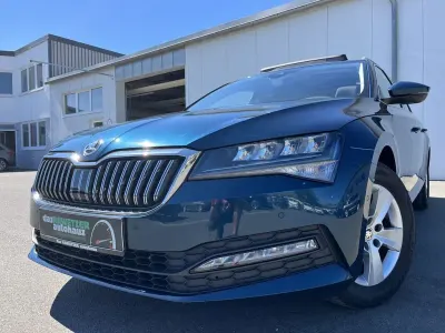 Gebraucht Skoda Superb Ambition 150 PS (110 kW) 2021 Blau Kombi