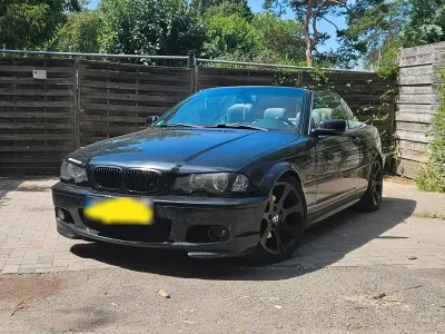 Gebraucht BMW 325 Cabriolet Sport Line 192 PS (141 kW) 2001 Schwarz Cabrio