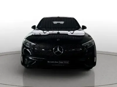 Używany Mercedes GLC220 AMG line 197 KM (144 kW) 2025 Czarny Coupe