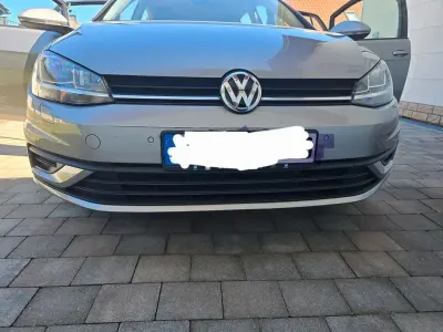 Gebraucht VW Golf VII Trendline 86 PS (63 kW) 2017 Grau Limousine