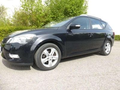 Gebraucht Kia Ceed Sportswagon Spirit 125 PS (91 kW) 2012 Zilinaschwarz met. Kombi