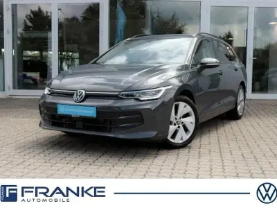 Gebraucht VW Golf VIII Business 116 PS (85 kW) 2025 Grau Kombi
