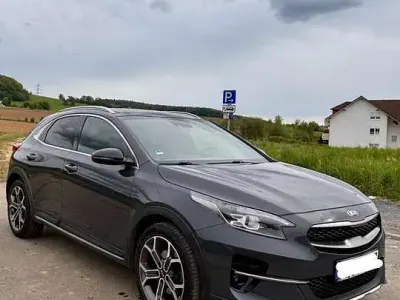 Gebraucht Kia XCeed 140 PS (102 kW) 2020 Grau SUV