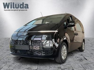 Neu Hyundai Staria Trend 160 PS (117 kW) 2025 Schwarz (abyss black / mic) Van / Kleinbus