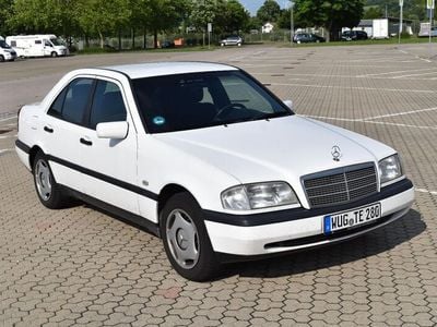 Mercedes C180