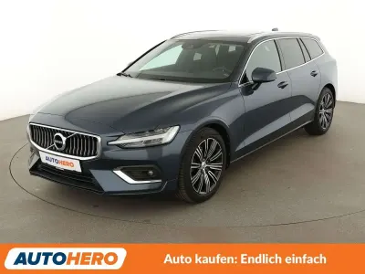 Gebraucht Volvo V60 Inscription 150 PS (110 kW) 2019 Blau Kombi