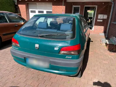 Gebraucht Peugeot 306 75 PS (55 kW) 1998 Grün Limousine