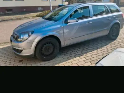 Gebraucht Opel Astra 105 PS (77 kW) 2005 Andere farben Kombi