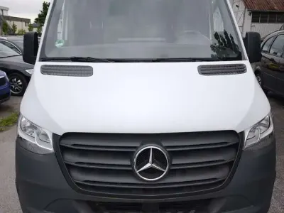 Gebraucht Mercedes Sprinter 114 PS (83 kW) 2022 Arktikweiss Van
