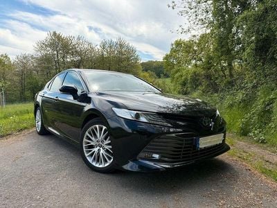 Usado Toyota Camry Executive 218 HP (160 kW) 2019 Preto Sedan