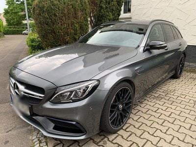 Mercedes C63 AMG