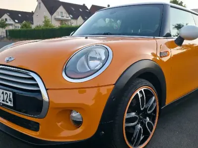 Gebraucht Mini Cooper D 116 PS (85 kW) 2014 Gelb Kleinwagen
