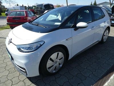 Second-hand VW ID.3 Pro Performance 150 kW (204 CP) 2022 Alb Hatchback