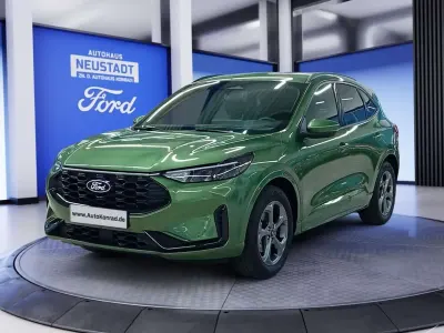 Gebraucht Ford Kuga ST-Line 186 PS (136 kW) 2025 Bursting green metallic SUV
