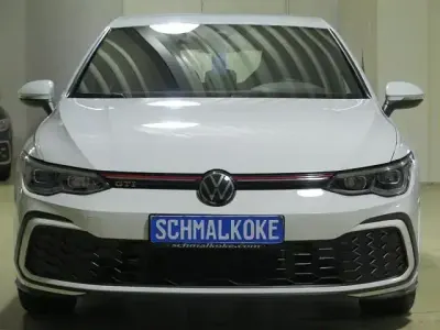 Gebraucht VW Golf VIII GTI 245 PS (180 kW) 2024 Pure white Limousine
