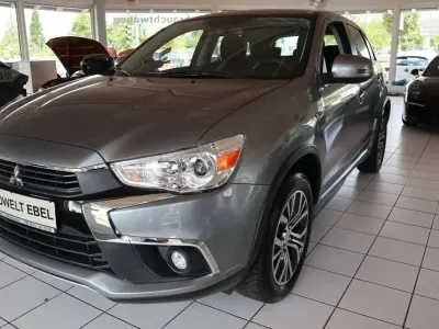 Gebraucht Mitsubishi ASX Diamant Edition 117 PS (86 kW) 2017 Titanium grey SUV