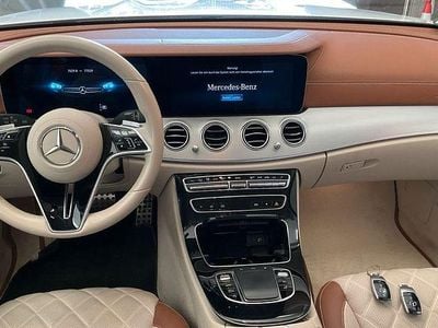 Gebraucht Mercedes E220 All-Terrain AMG 194 PS (142 kW) 2021 Weiß Kombi