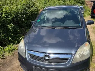 Gebraucht Opel Zafira 105 PS (77 kW) 2007 Van / Kleinbus
